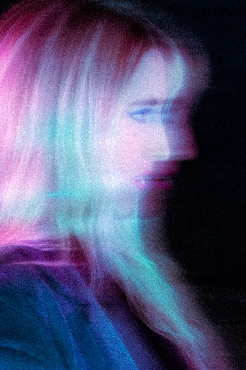 Evalyn ushers in “The Feeling” as she delivers a euphoric tune for the dancefloor