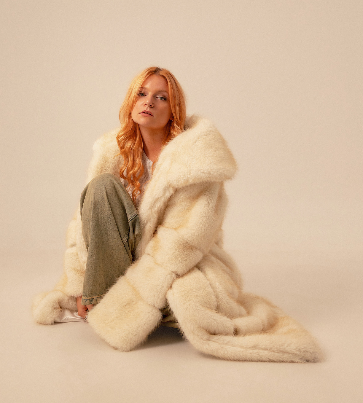 JESSIA returns with “Therapy & Yoga”: listen