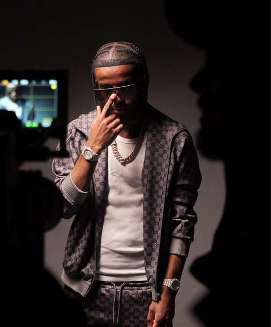 Twin S Reveals “Gang Signs” Visuals – Watch