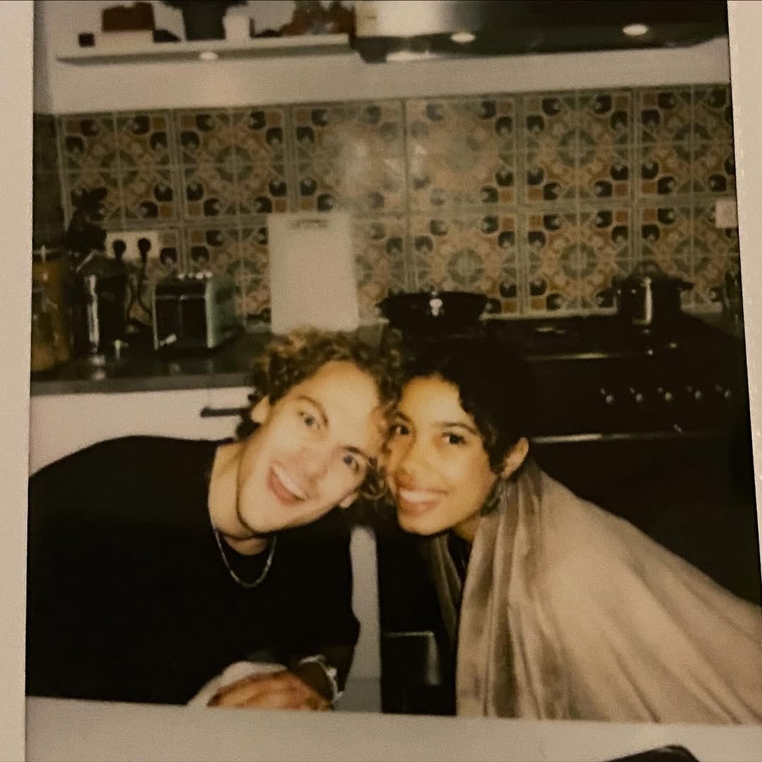 Thyme Flies and Djaliviah’s “Autumn Days” is a really beautiful anthem: listen