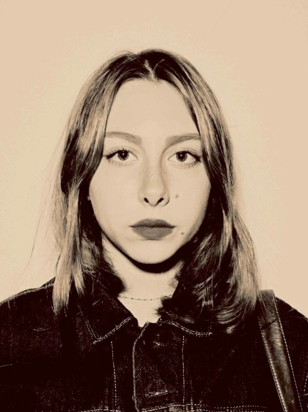 Amelie Lucille shares “Foolove”, her first single of the&nbsp;year