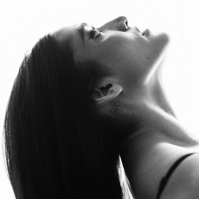 Tamara Lee Reveals Debut Single “Touch and Go”