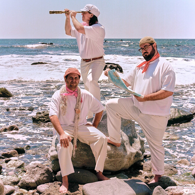 Listen to “Vicious” by indie band The Gromble