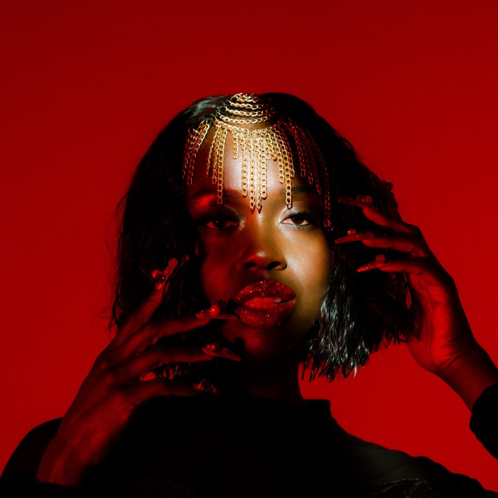 AKOSIA Defines a New Era of Pop-Rap with Her ‘Eat The Night’&nbsp;EP