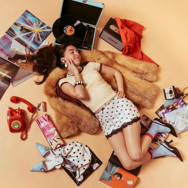 Singer Belén Mc Menamin Reveals New Single, “Just A Crush”