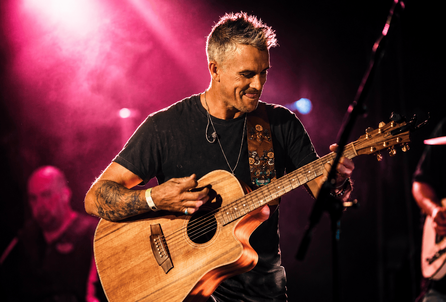 James Keith’s I Call It Magic When I’m With You: An Album Review